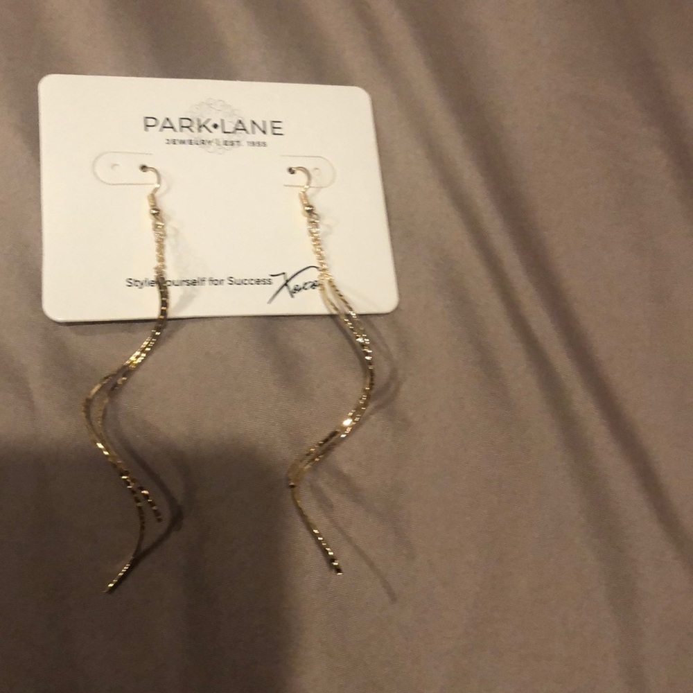 Park Lane Whisper Earrings